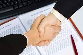 قرارداد کار چیست؟ راهنمای کامل انواع قرارداد کار، شرایط قانونی و حقوق کارگر و کارفرما در سال ۱۴۰۵
